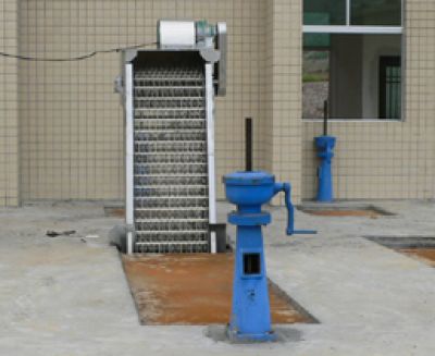 閘門、啟閉機